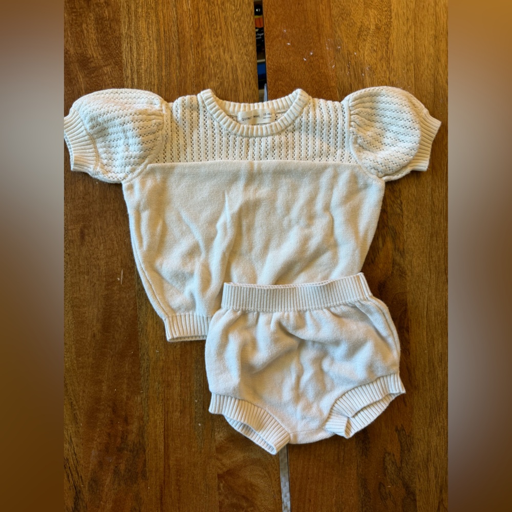 QUINCY MAE  Knit sweater and bloomer